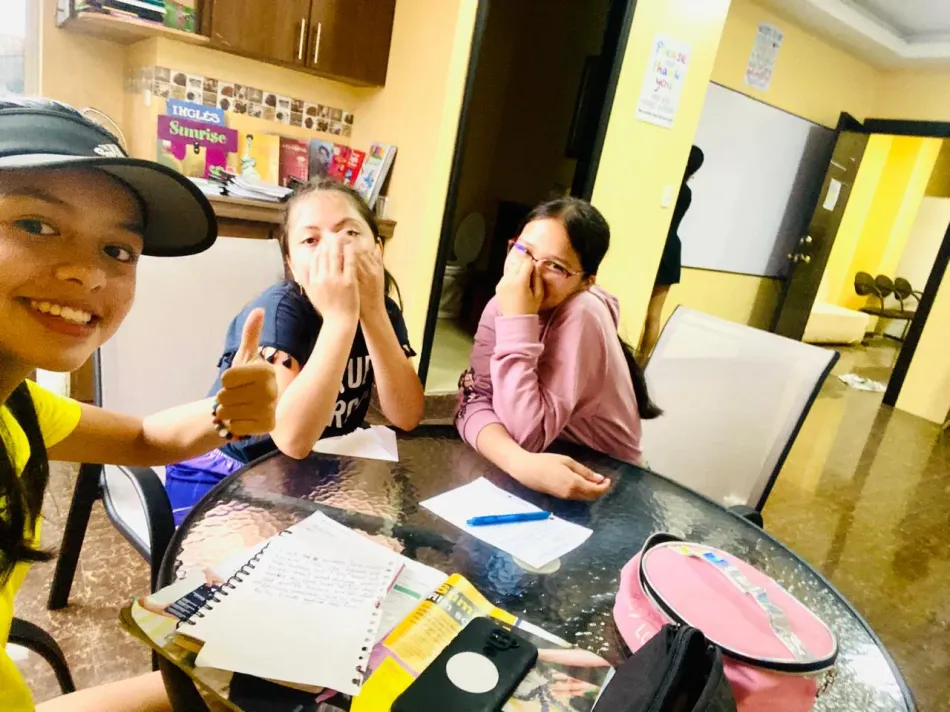 Gamboa English Center