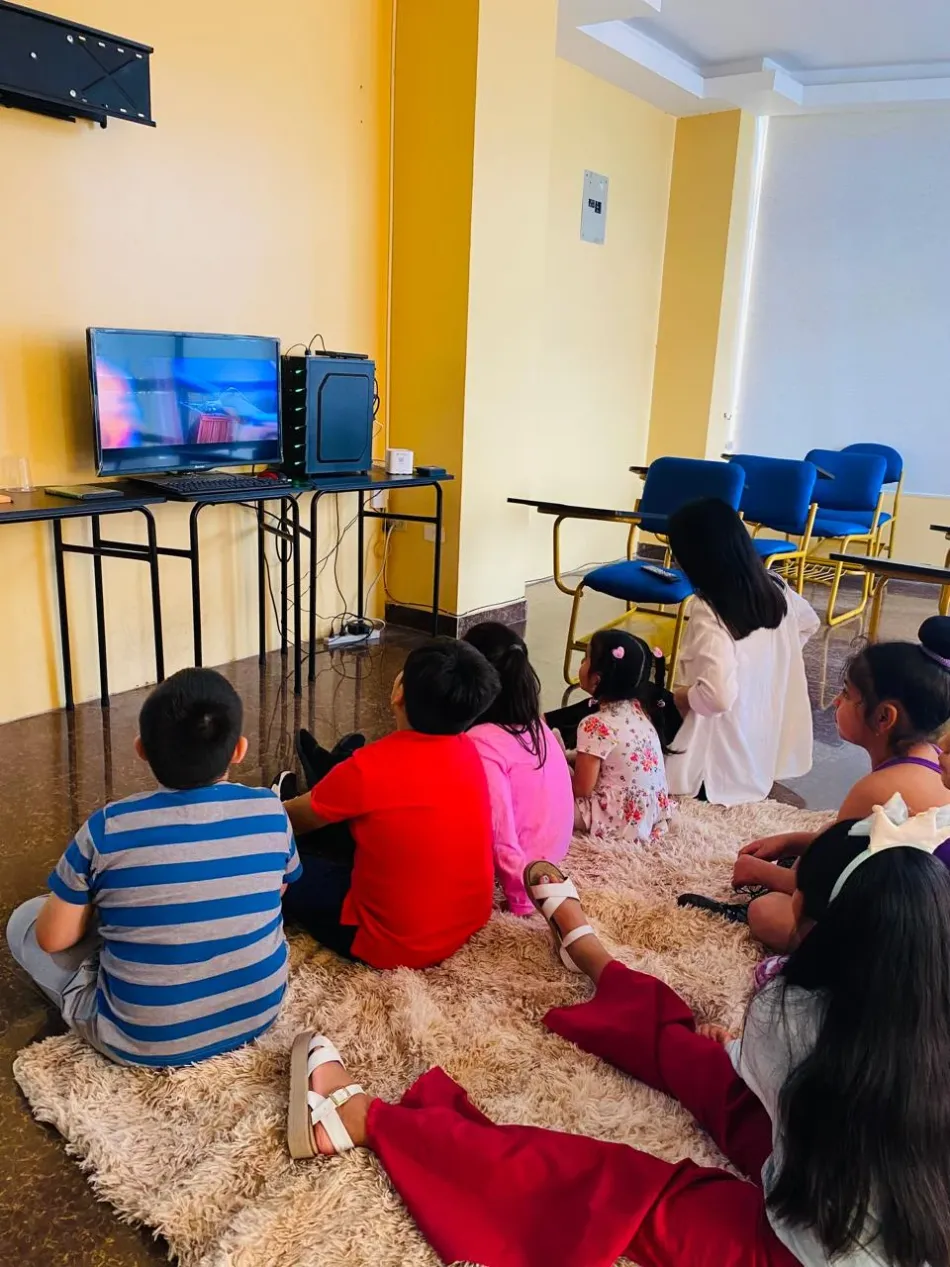 Gamboa English Center